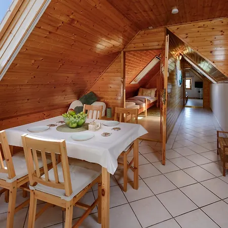 Guest house Felho Vendeghaz Keszthely