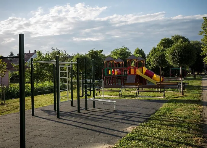 Felho Vendeghaz קסזטלי