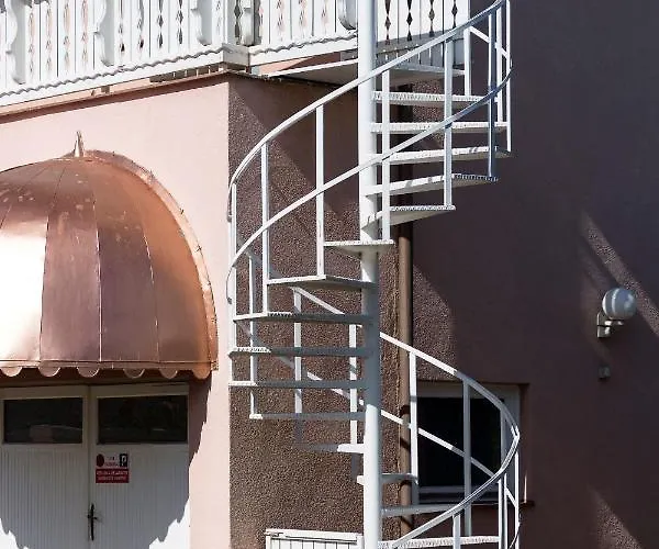 Felho Vendeghaz Гостевой дом