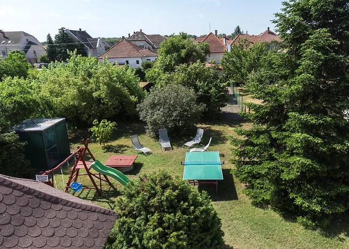 Felho Vendeghaz Гостевой дом