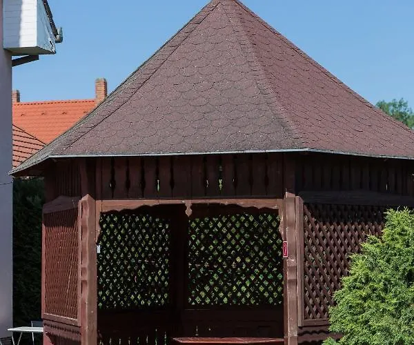 Felho Vendeghaz Гостевой дом 3*