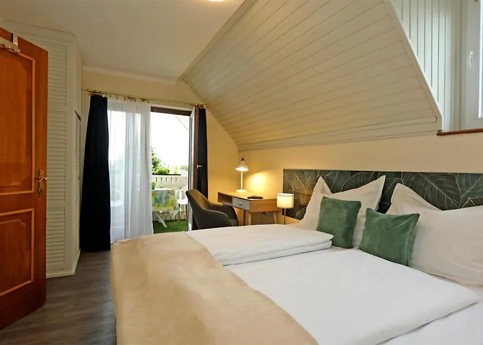 Felho Vendeghaz 3* Кестхей